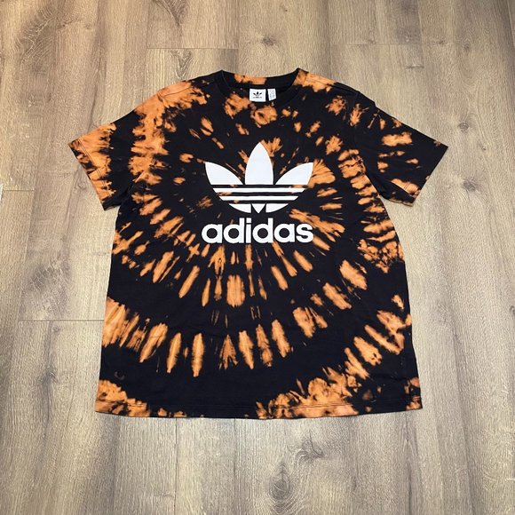 Adidas T-Shirt - Picture 1 of 1